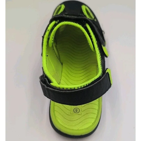 Champion Boys Kids Sandals Shoes Black/Neon Green Strap Closed Toe Size 5 Youth - Picture 15 of 16